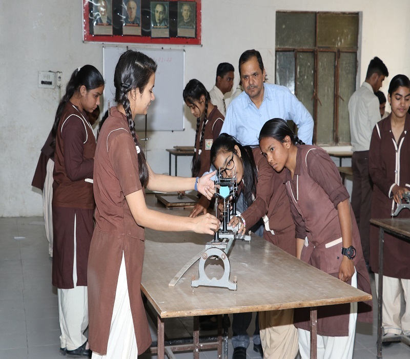 Physics Laboratory